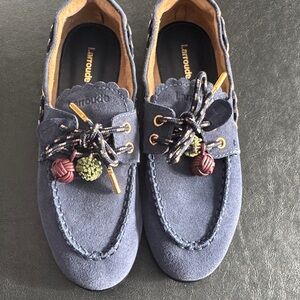 BRAND NEW Larroude  Suede women Cyprus Boat shoe Loafers with Decorative laces